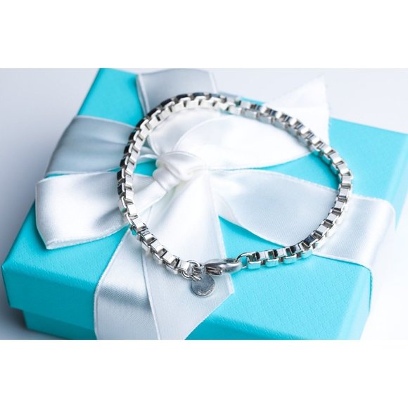 Tiffany & Co. Venetian Link Chain Bracelet 925 Sterling Silver 7.5" Unisex - Picture 2 of 11
